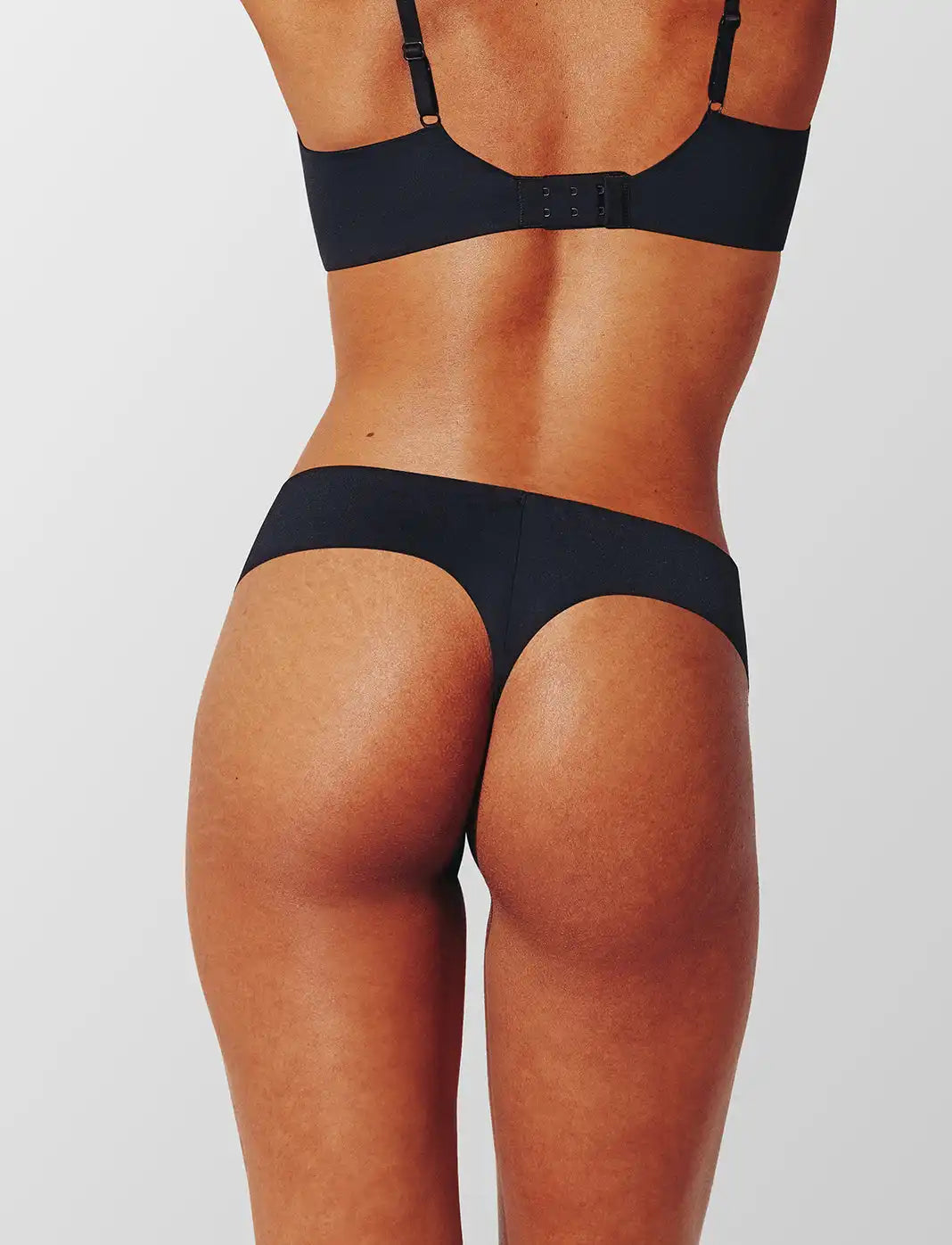 Zero Edge™ Invisible Thong