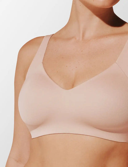ComfortStretch Smoothing Wireless Bra