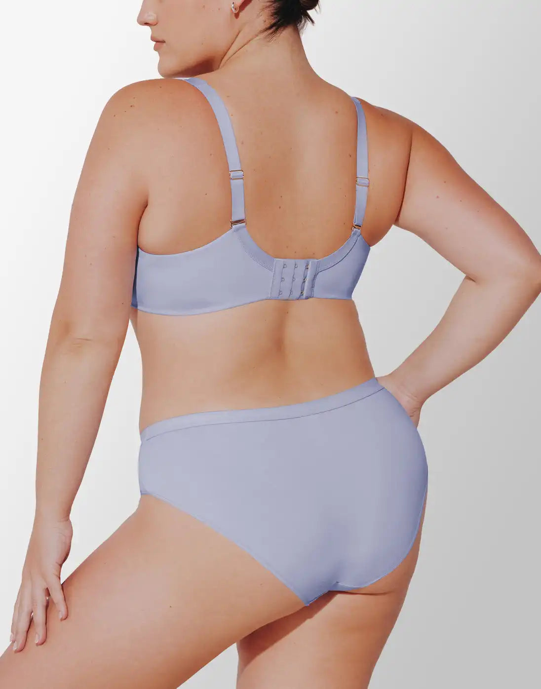 24/7® Classic Smooth Minimizer Bra