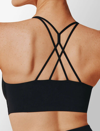 Thermoregulating TempSync™ Pullover Sports Bra